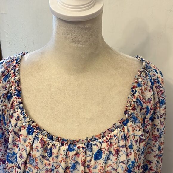 Sanctuary red white blue floral long split sleeve blouse Size L New - Picture 3 of 11